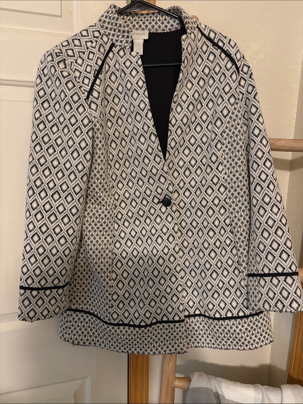Chico's Black & White Diamond-Pattern Open Blazer with Contrast Trim